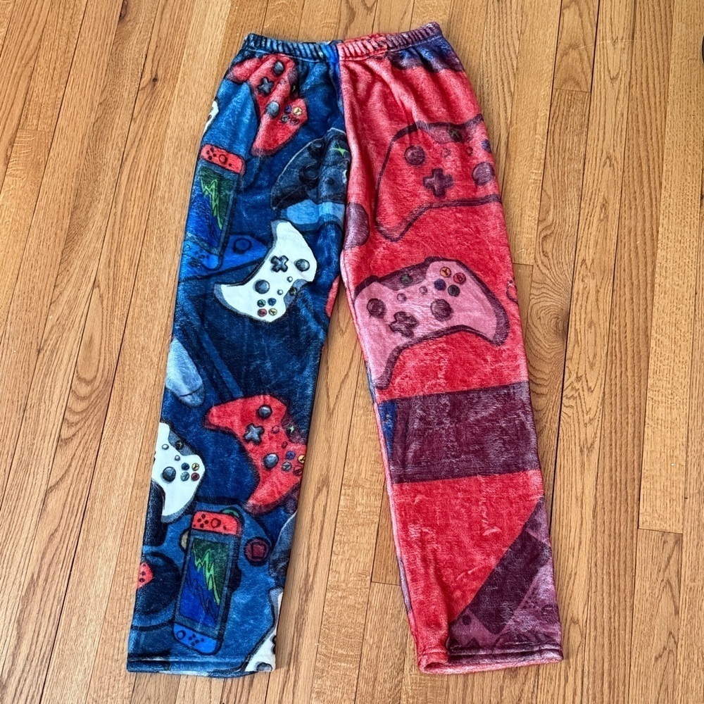 Kids Pajama Bottoms with Game Controller Print